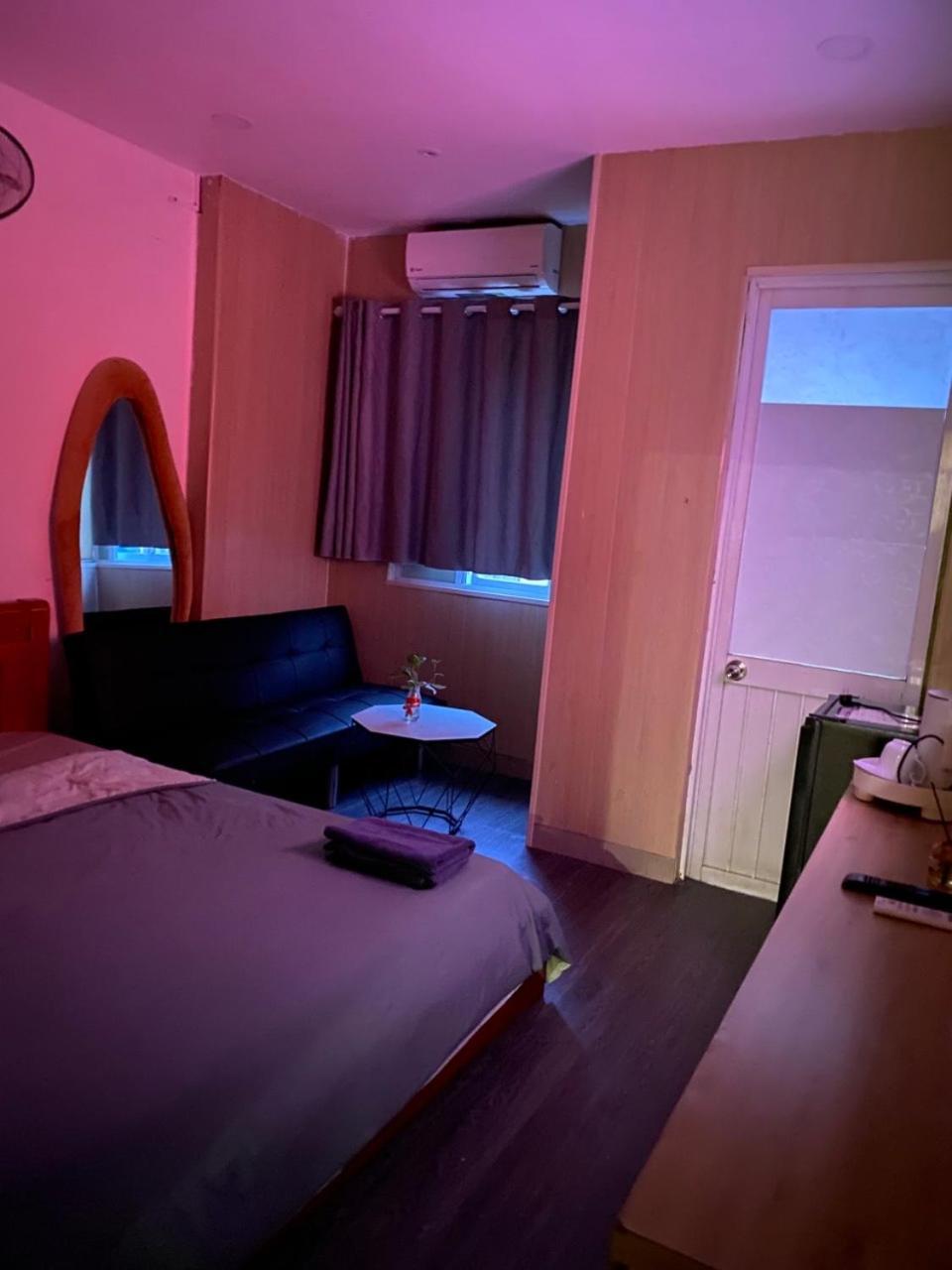 Meow & Cafe 2 * TP. Hồ Chí Minh