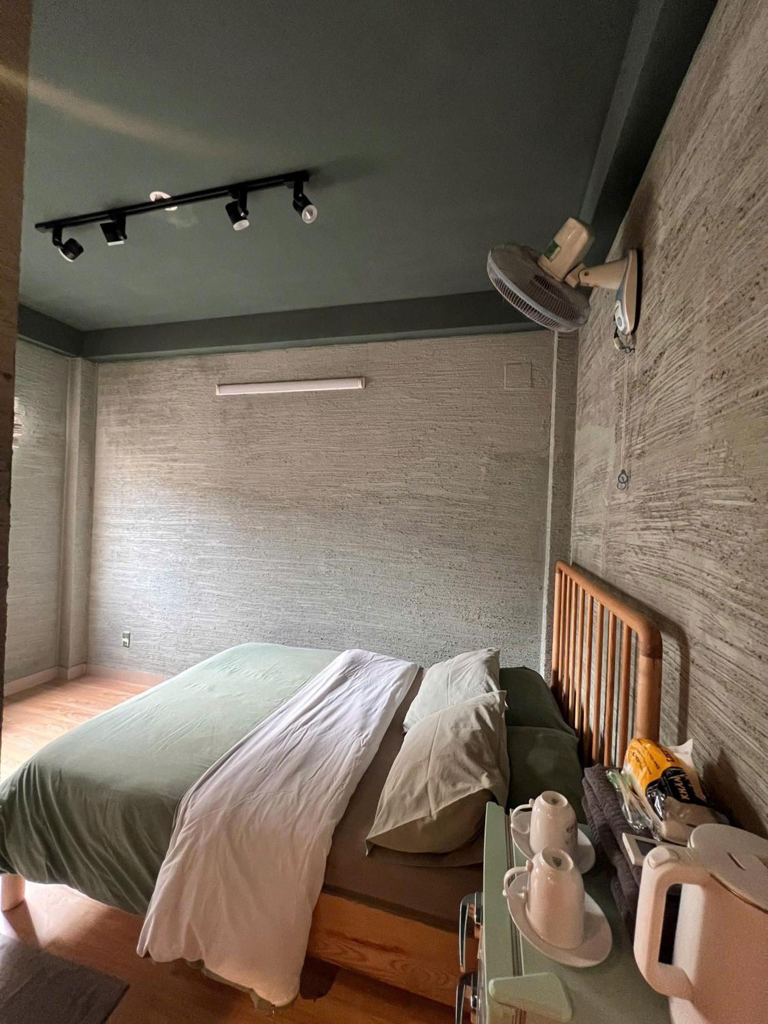 Meow & Cafe 2 Hotel Cidade de Ho Chi Minh
